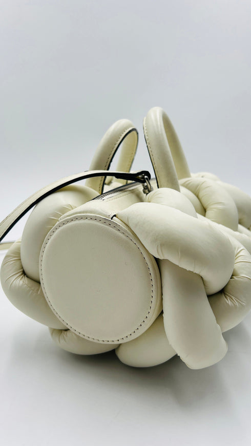 Borsa bianca intrecciata