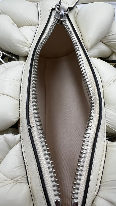 Borsa bianca intrecciata