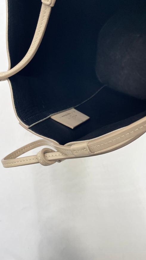 Borsa a secchiello in pelle