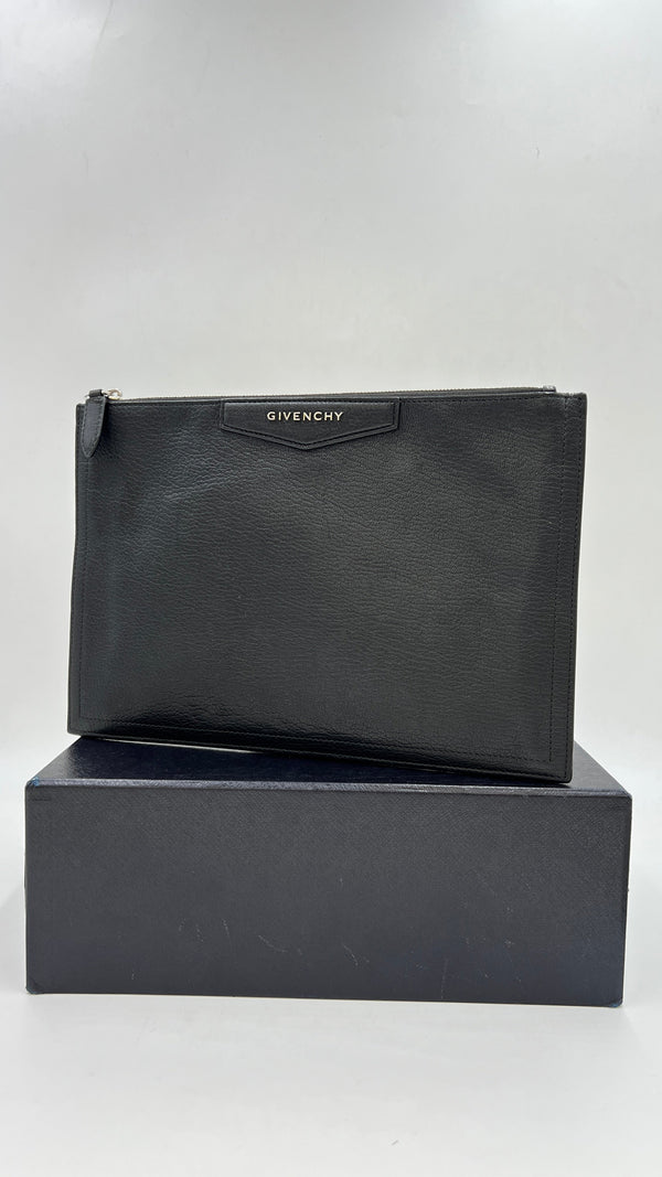 Pochette in pelle nera