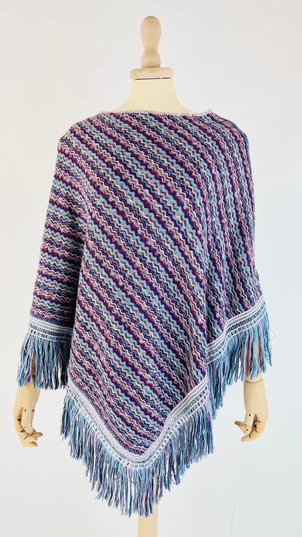 Poncho in maglia zig-zag