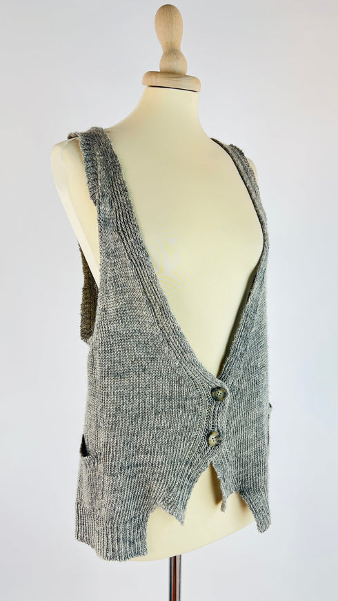 Gilet in maglia scollato