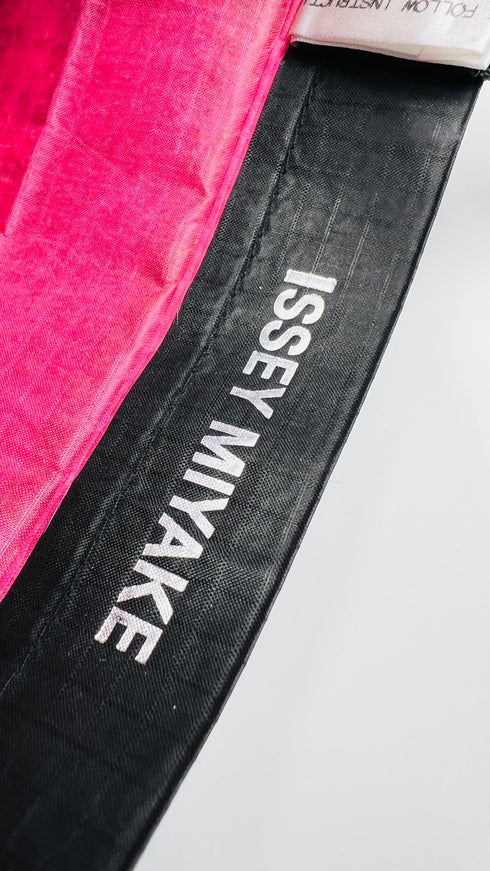 Tote mini con profili rosa