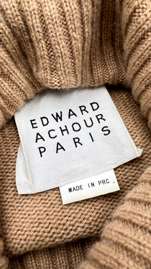 Dolcevita oversized con fiocchi