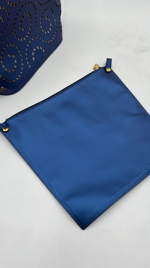 Borsa vintage traforata blu
