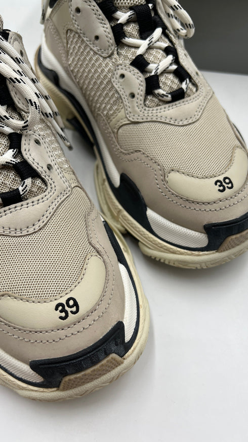 Sneakers Triple S N°39