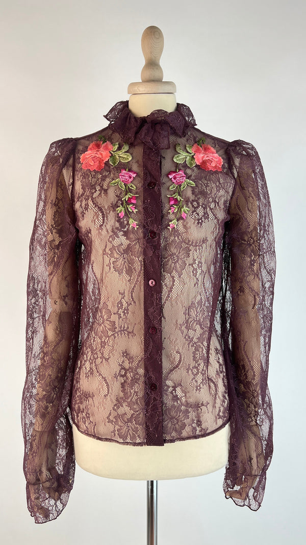 Camicia in pizzo ricamata