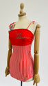 Costume a righe con cartellino