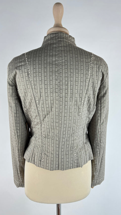 Giacca ricamata con impunture