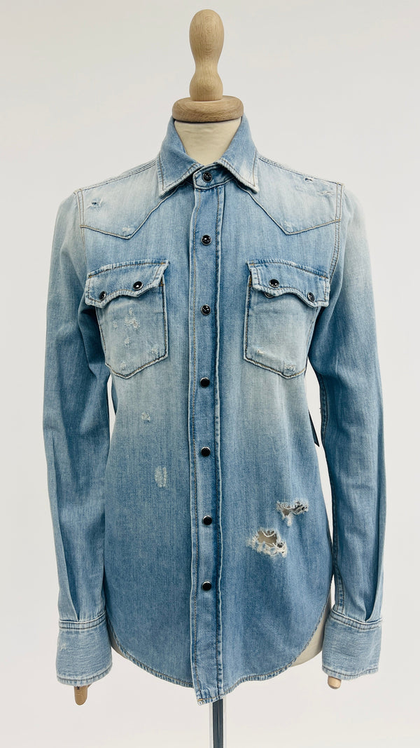 Camicia in denim con strappi