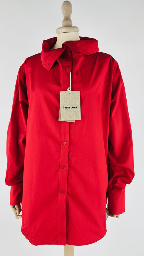 Camicia in popeline con cartellino