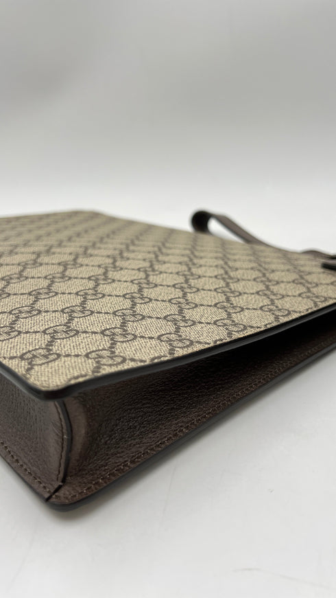 Pochette GG ape