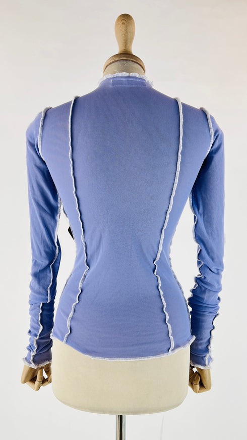 Top in mesh "lettuce hem"