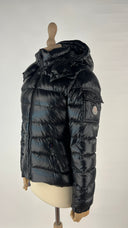 Piumino corto nero Moncler