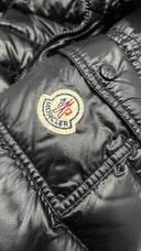 Piumino corto nero Moncler