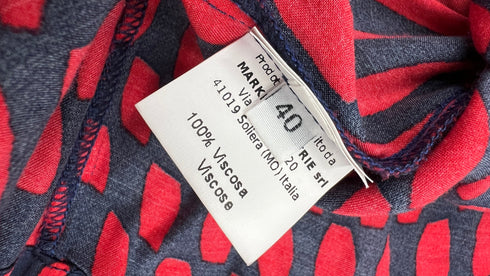 Blusa in viscosa con nastro al collo