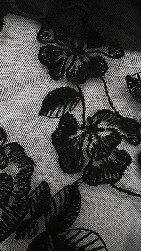 Cardigan di pizzo nero