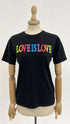 T-shirt Love Is Love