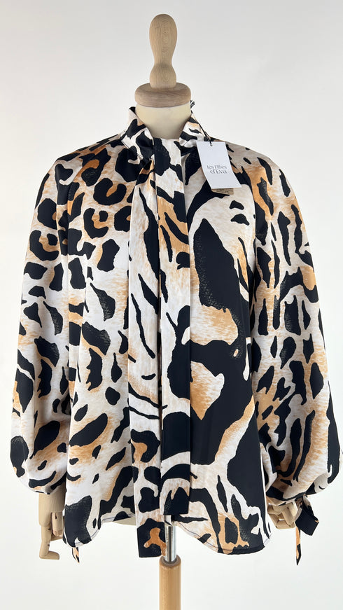 Camicia satin animalier con cartellino