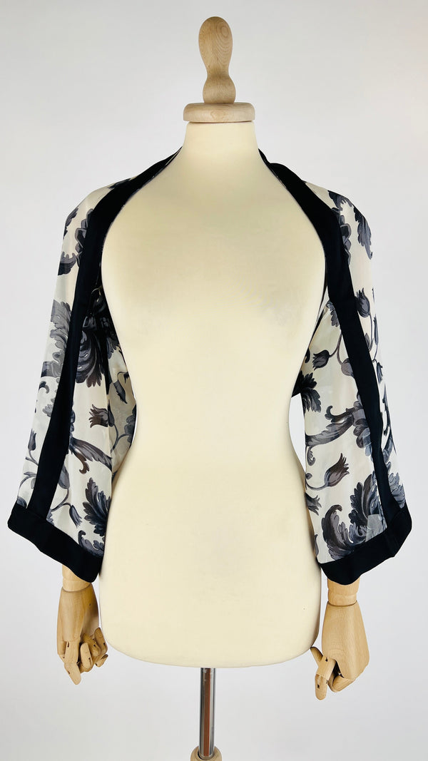 Coprispalle in seta vintage