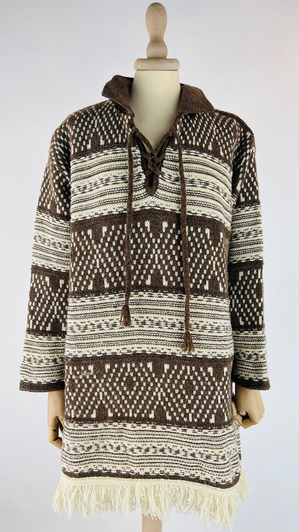 Maglia poncho sfrangiata