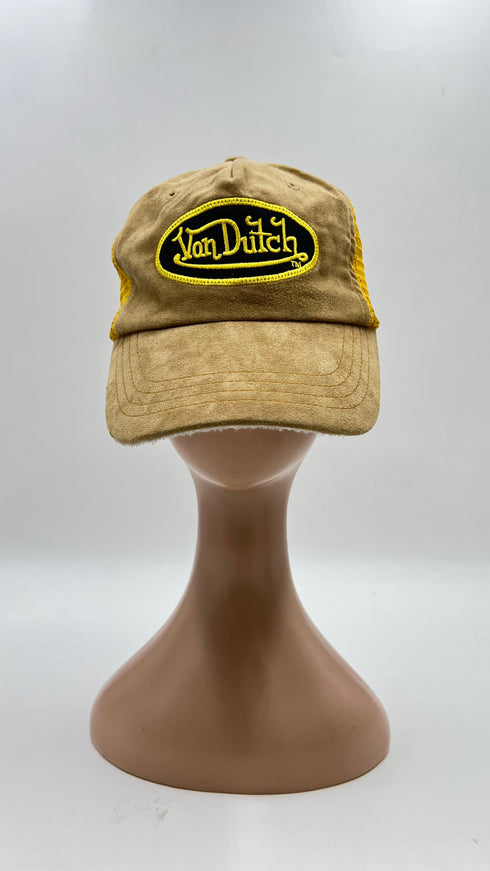 Baseball cap suede mesh