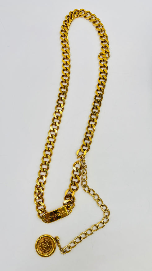 Cintura catena oro logo