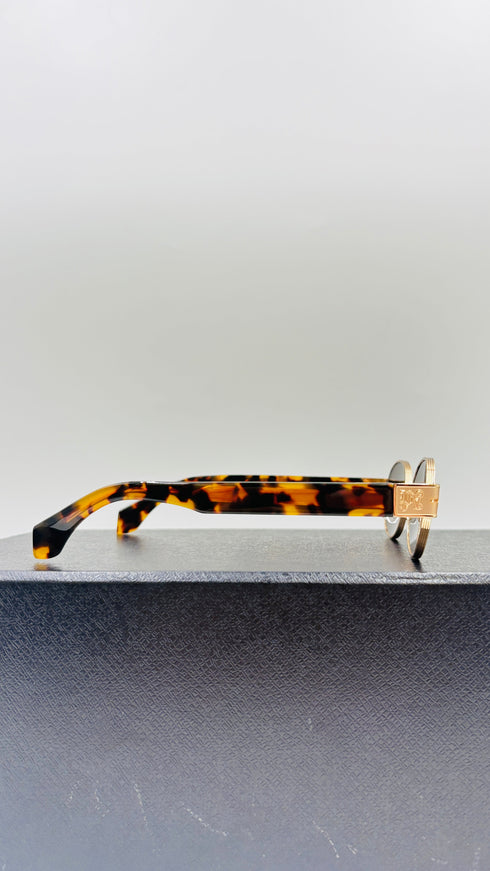 Occhiali da sole ovali