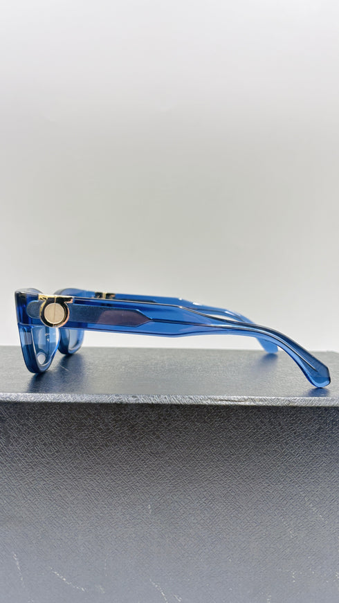 Occhiali da sole logati