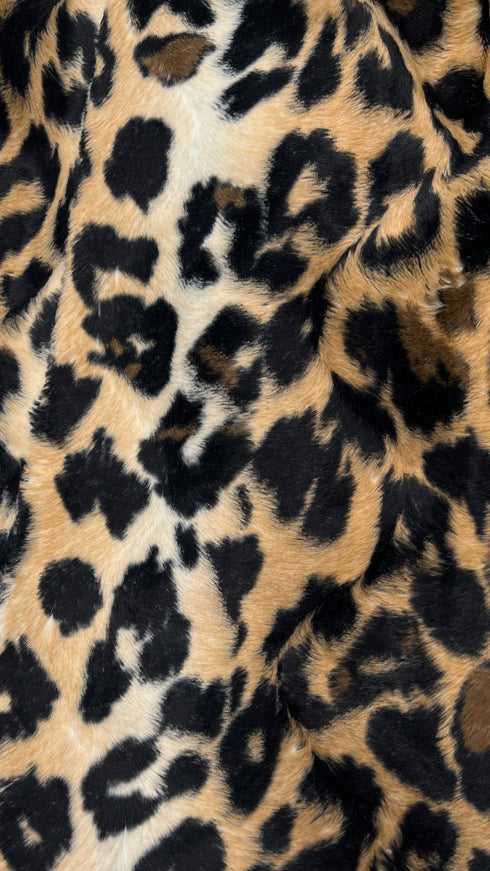Cappotto animalier con cartellino