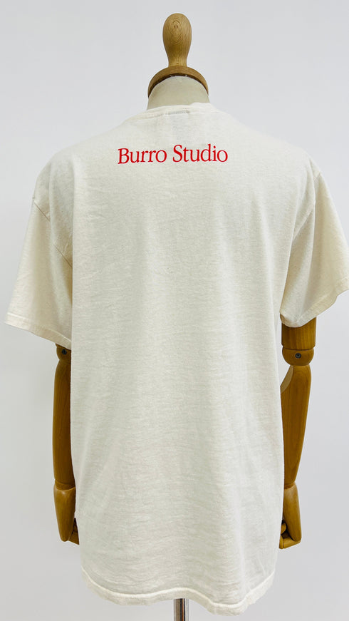 T-shirt "No Bra Embassy"