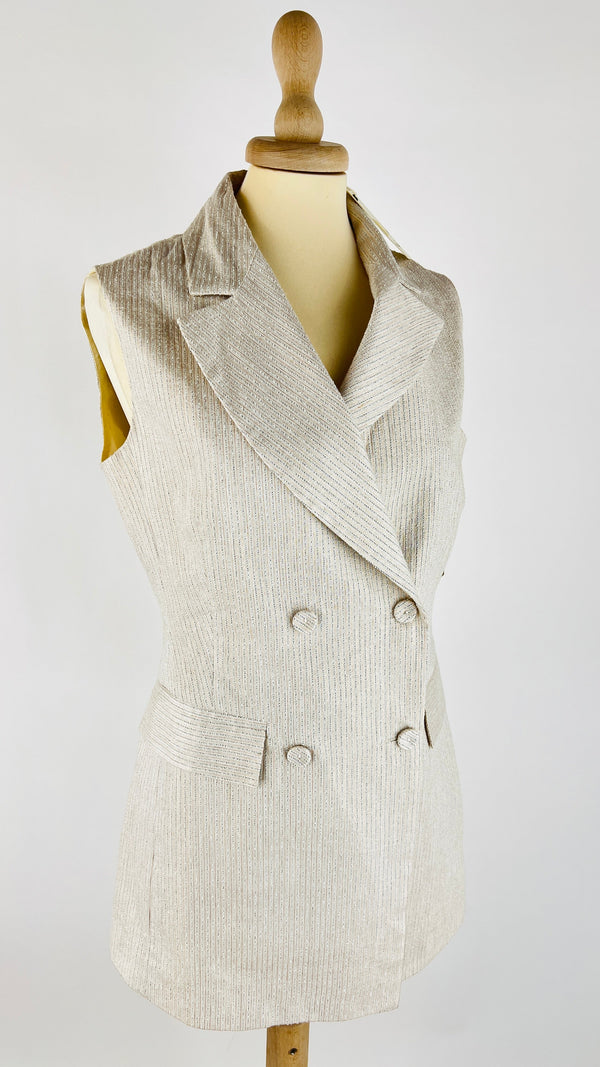 Blazer smanicato SS20 con cartellino