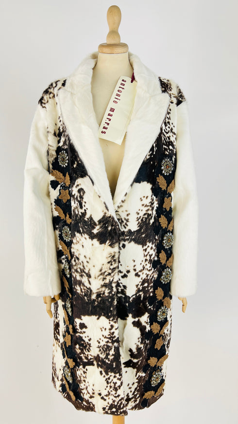 Cappotto animalier appliqués con cartellino F/W 2019