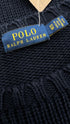 Maglione blu con bandiera