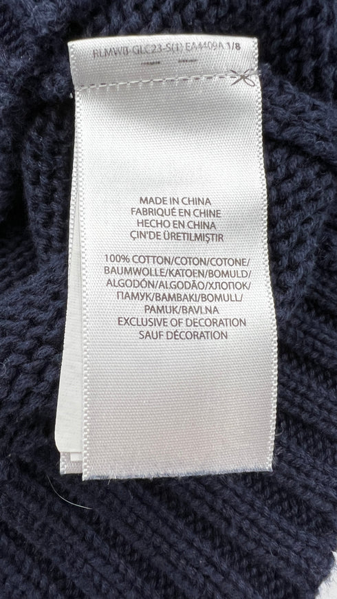 Maglione blu con bandiera