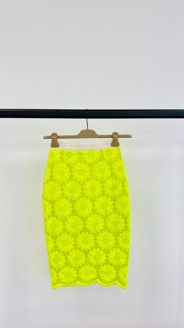 Gonna pizzo fluo