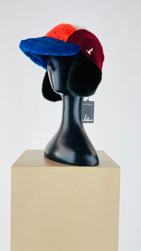 Cappello Hugo con cartellino