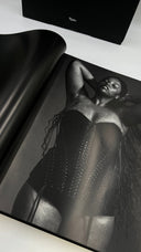 Libro "Nero - the color of Dolce & Gabbana" Nero x Dolce & Gabbana