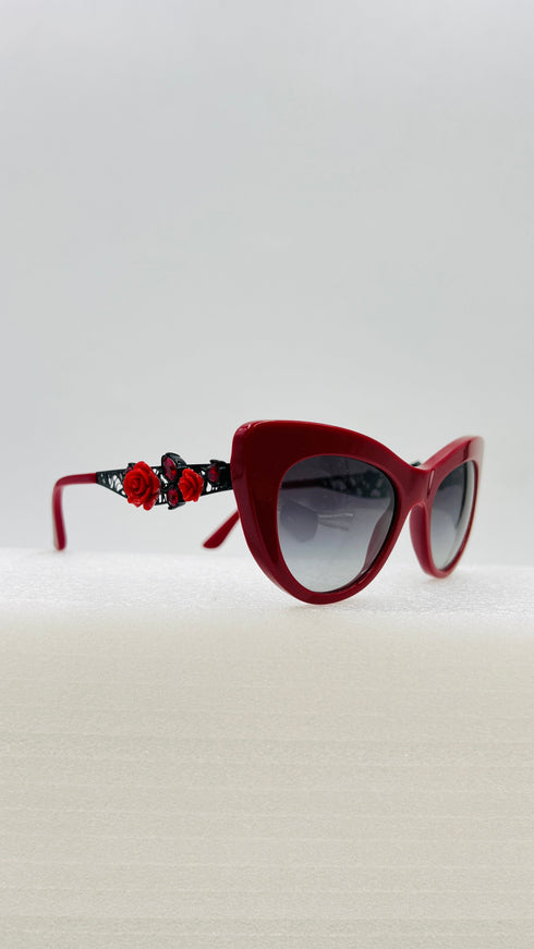 Occhiali da sole con rose