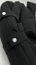 Piumino cropped nero Cannari concept