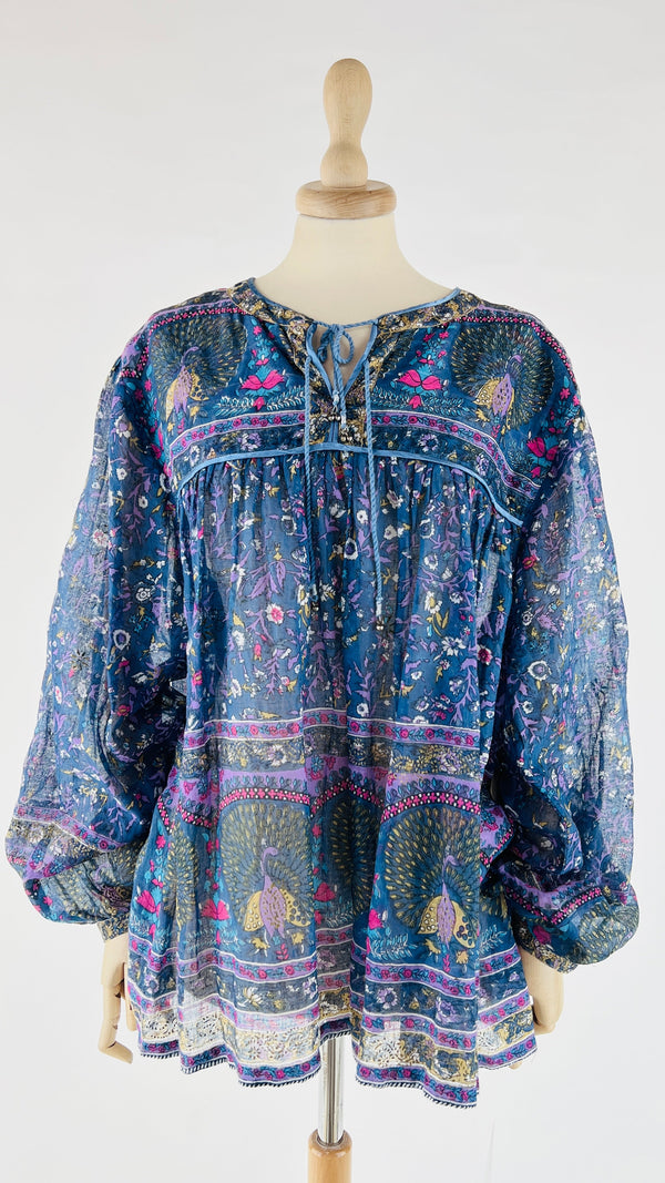 Blusa semi-trasparente