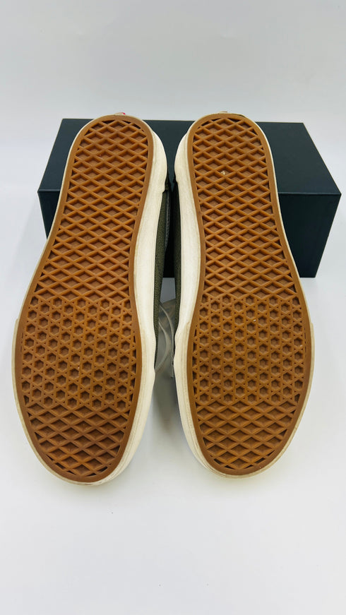 Sneakers dettagli suede