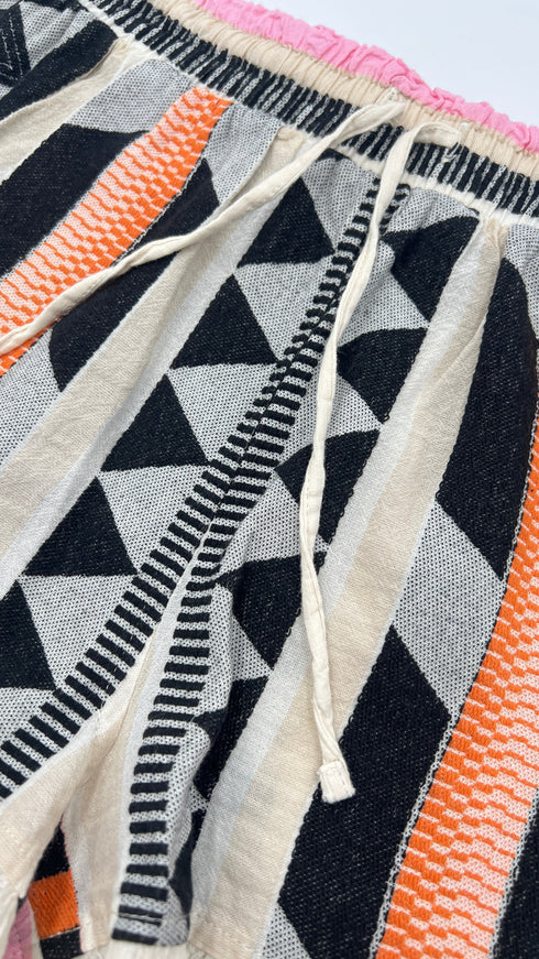 Shorts ricamati in 100% cotone