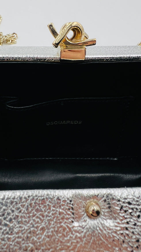 Pochette con catena