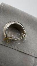 Orecchini in argento con logo CHANEL