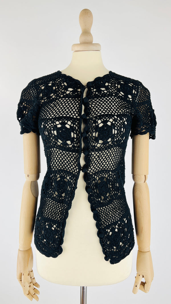 Top in pizzo macramé nero