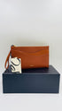 Pochette “Sierra” con cartellino