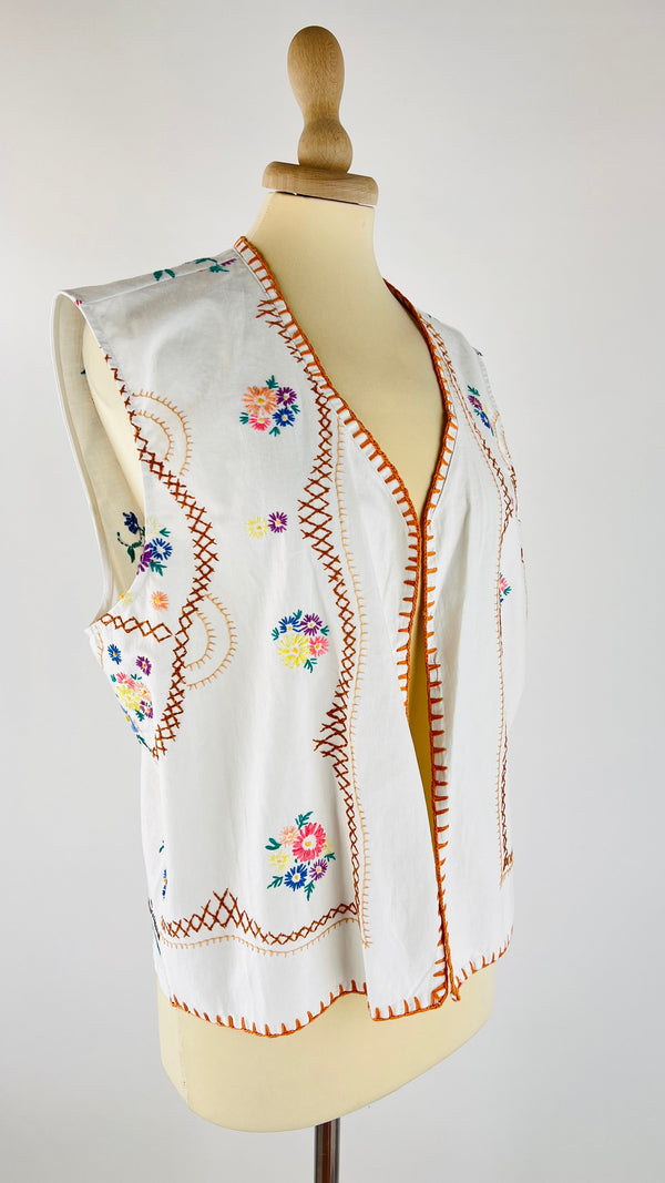 Gilet leggero ricamato