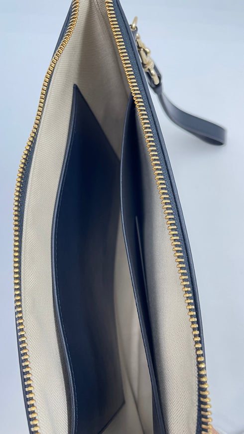 Pochette in pelle blu