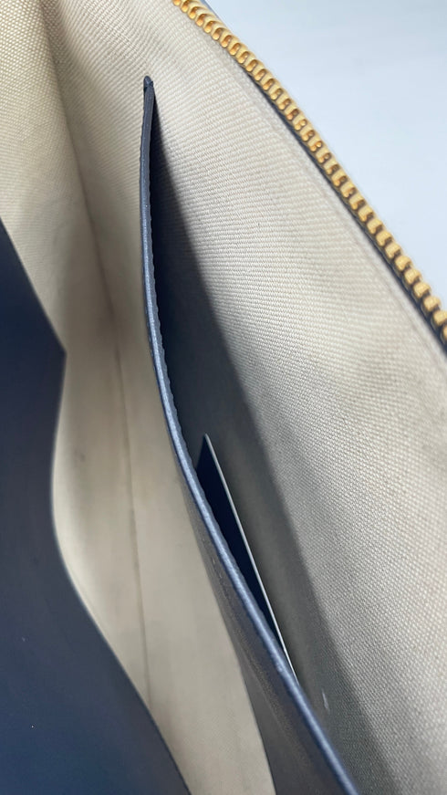 Pochette in pelle blu